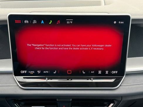 Certified 2025 Volkswagen Tiguan SE w/ Panoramic Sunroof Package AWD/4WD image 34