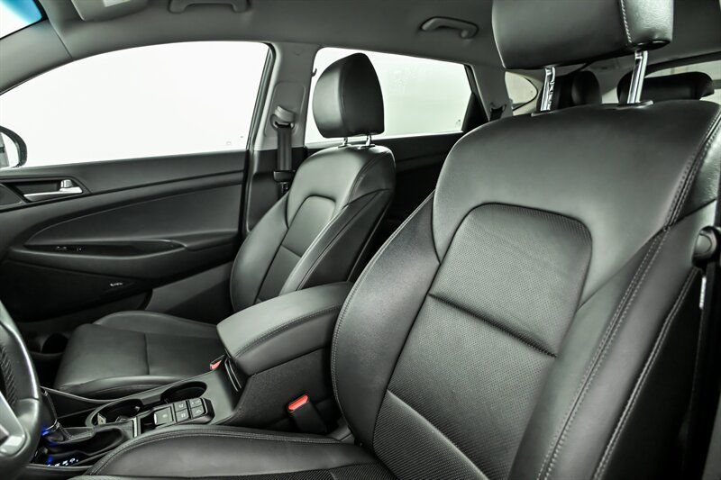 Used 2020 Hyundai Tucson Limited AWD/4WD image 16