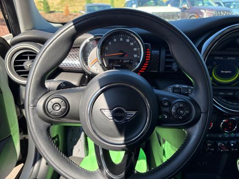 Used 2015 MINI Cooper S FWD image 9