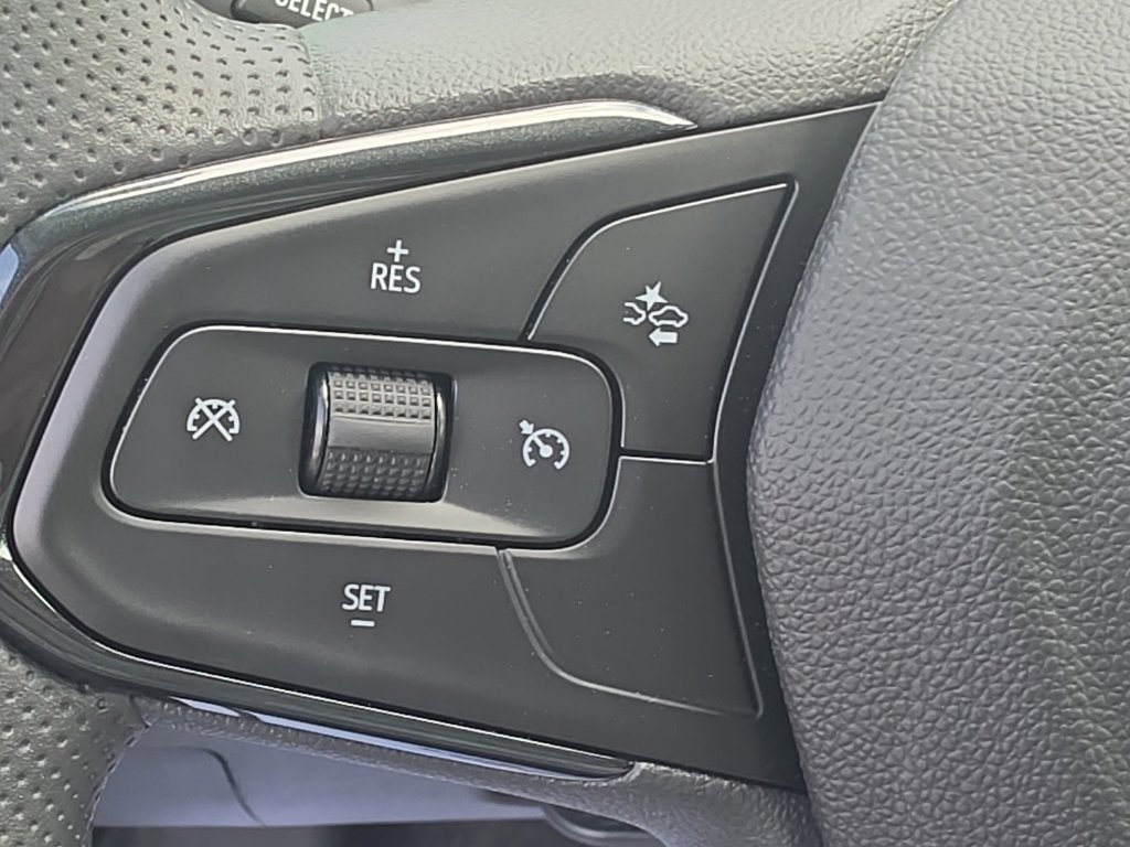 New 2026 Chevrolet Trax LS w/ LS Convenience Package FWD image 15