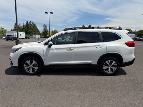 Used 2022 Subaru Ascent Premium w/ Convenience Package AWD/4WD image 5