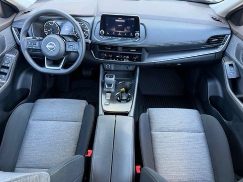 Used 2023 Nissan Rogue SV FWD image 25