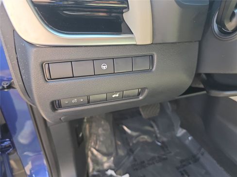 Used 2022 Nissan Rogue SL w/ SL Premium Package FWD image 28