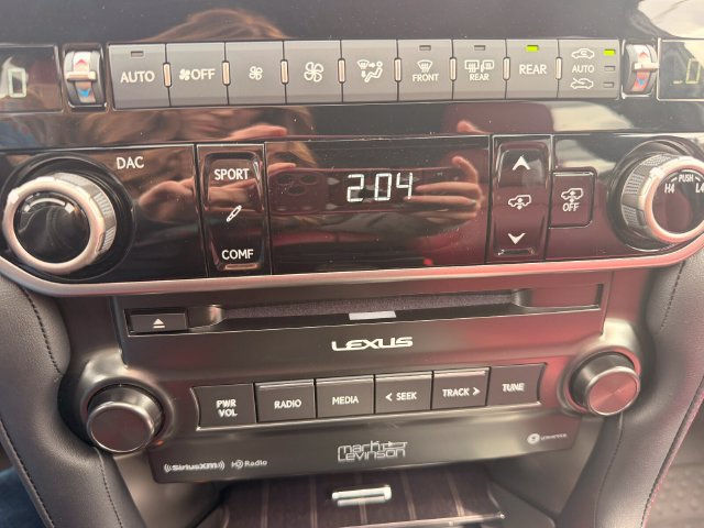 Certified 2023 Lexus GX 460 Luxury w/ Sport Design Package AWD/4WD image 21