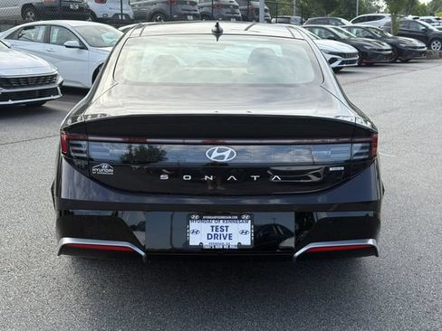 New 2026 Hyundai Sonata Limited FWD image 7