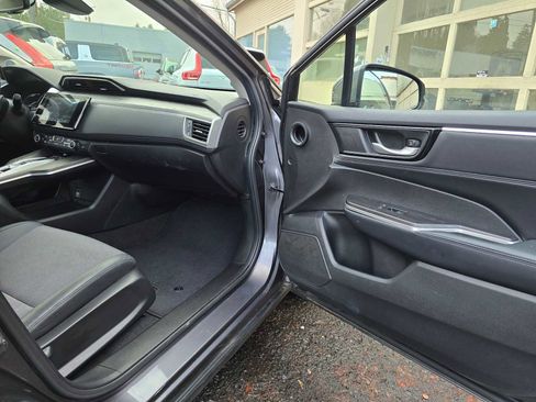 Used 2018 Honda Clarity Plug-In Hybrid image 16