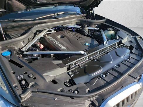 New 2026 BMW X5 sDrive40i image 17