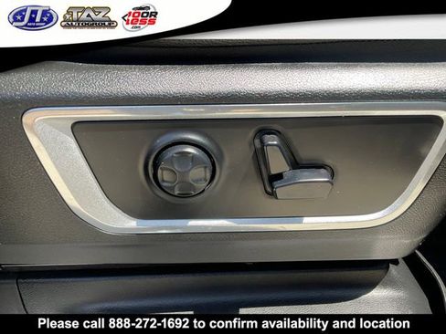 Used 2021 RAM 1500 Laramie AWD/4WD image 15