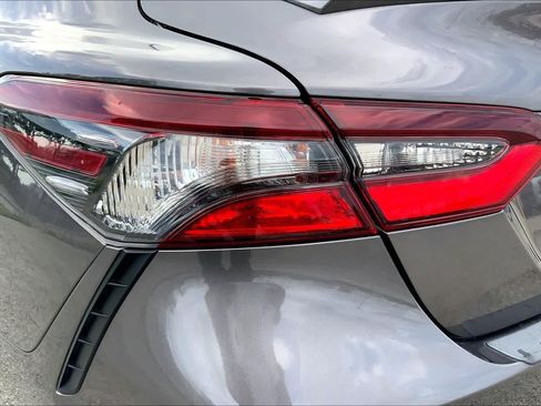 Used 2023 Toyota Camry SE FWD image 28