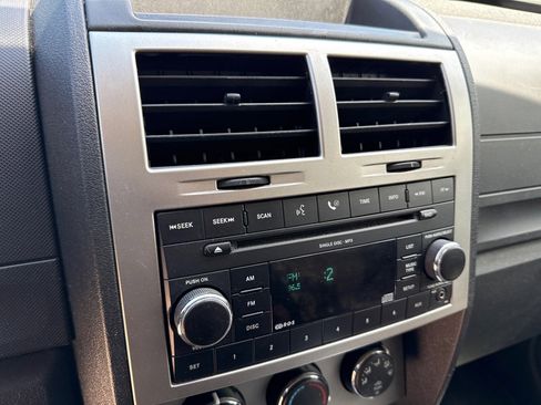 Used 2007 Dodge Nitro SXT AWD/4WD image 15