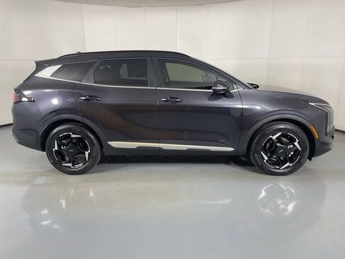 New 2026 Kia Sportage EX w/ EX Panorama Roof Package image 9