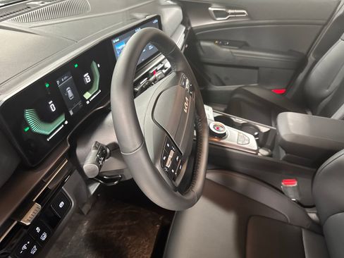 New 2026 Kia Sportage EX AWD/4WD image 20