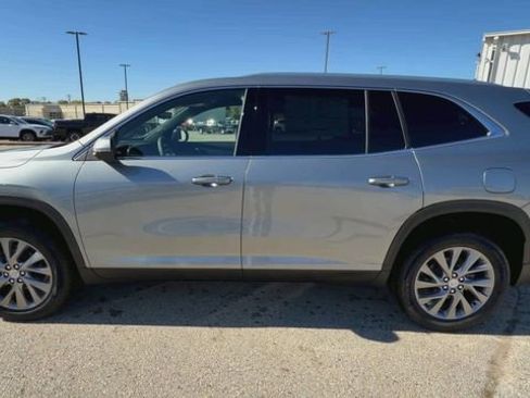 New 2026 Buick Enclave Preferred w/ Power Package image 38