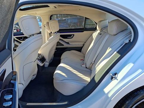 Used 2023 Mercedes-Benz S 500 4MATIC image 13