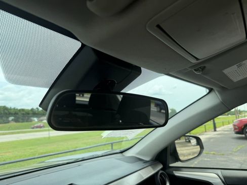 Used 2017 Toyota RAV4 LE w/ All Weather Liner Package image 21