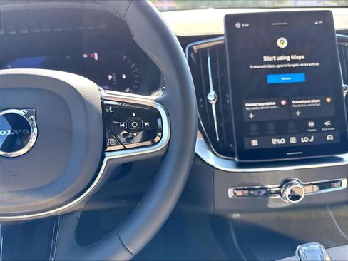 New 2026 Volvo XC90 B5 Core AWD/4WD image 18
