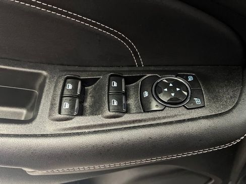 Used 2024 Ford Edge Titanium image 13