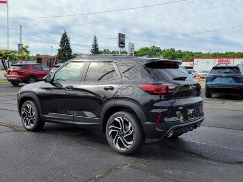New 2026 Chevrolet TrailBlazer RS w/ Convenience Package AWD/4WD image 3