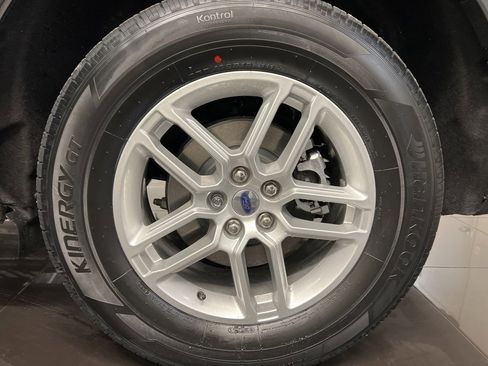 New 2026 Ford Explorer Active image 7