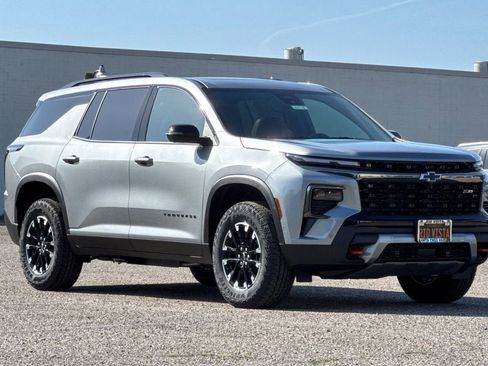 New 2026 Chevrolet Traverse Z71 AWD/4WD image 2