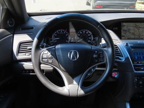 Used 2018 Acura RLX w/ Technology Package FWD image 16