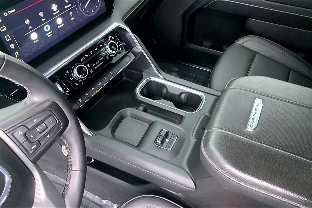 Used 2024 GMC Sierra 3500 Denali w/ Denali Reserve Package AWD/4WD image 15
