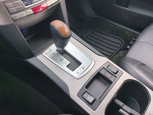 Used 2013 Subaru Outback 2.5i Limited w/ Moonroof Pkg image 31