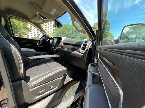 Used 2022 RAM 2500 Laramie AWD/4WD image 16