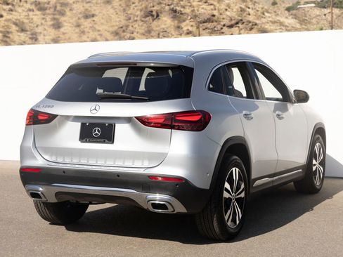 Used 2026 Mercedes-Benz GLA 250 image 10