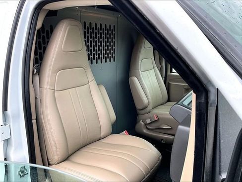 New 2026 Chevrolet Express 2500 RWD image 24