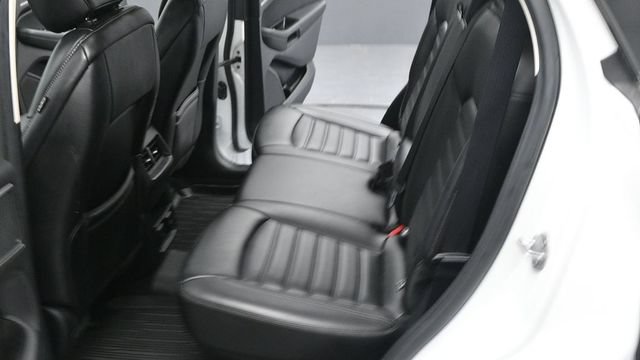Used 2020 Ford Edge SEL w/ Convenience Package AWD/4WD image 17