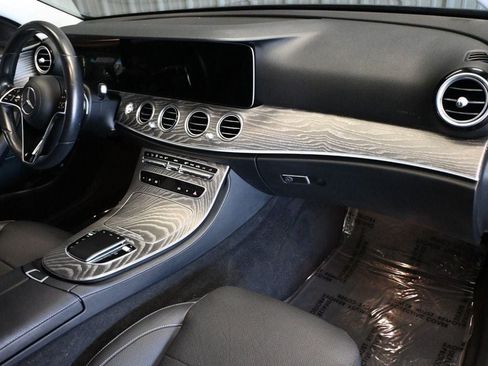 Used 2022 Mercedes-Benz E 350 Sedan image 11