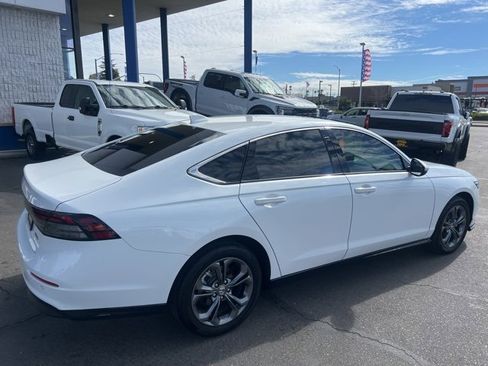 Used 2025 Honda Accord EX-L image 7