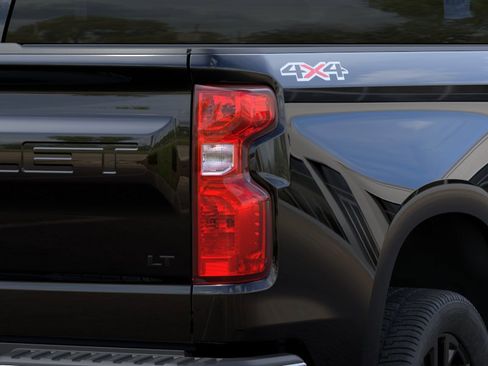 New 2026 Chevrolet Silverado 1500 LT w/ LPO, Dark Essentials Package AWD/4WD image 11