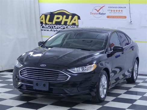 Used 2020 Ford Fusion SE FWD image 4