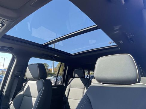 New 2026 Chevrolet Suburban Premier w/ Sun And Tow Package image 20