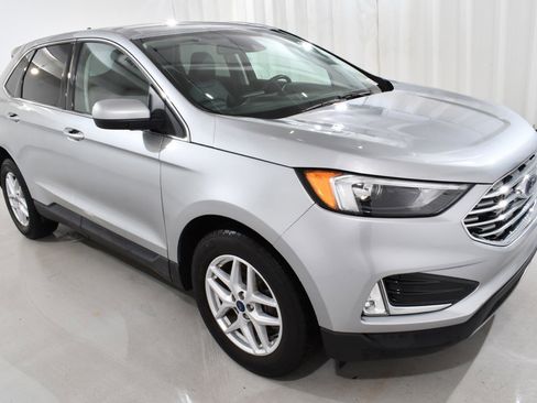 Used 2022 Ford Edge SEL w/ Convenience Package image 5