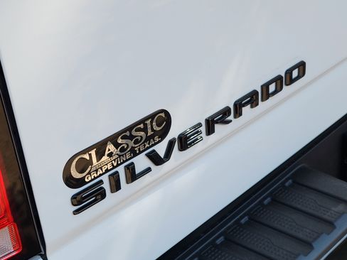 New 2026 Chevrolet Silverado 2500 LT w/ Trail Boss Package image 9