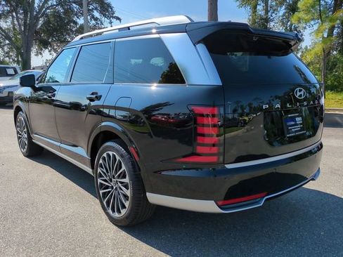 New 2026 Hyundai Palisade Calligraphy FWD image 7