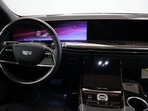 New 2026 Cadillac Escalade IQL Luxury image 11