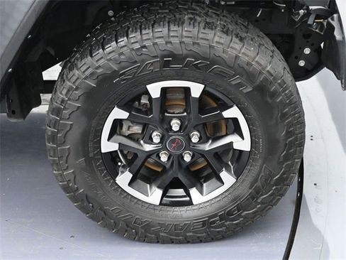 Used 2024 Jeep Gladiator Rubicon w/ Safety Group image 6