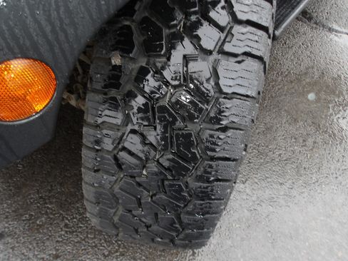 Used 2014 Jeep Wrangler Unlimited Rubicon image 22