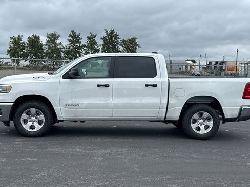 New 2026 RAM 1500 4x4 Crew Cab image 6