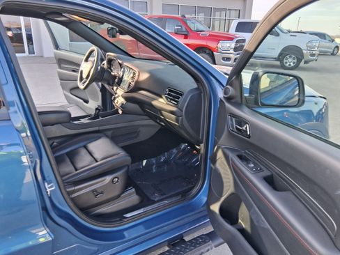 Used 2024 Dodge Durango GT image 22