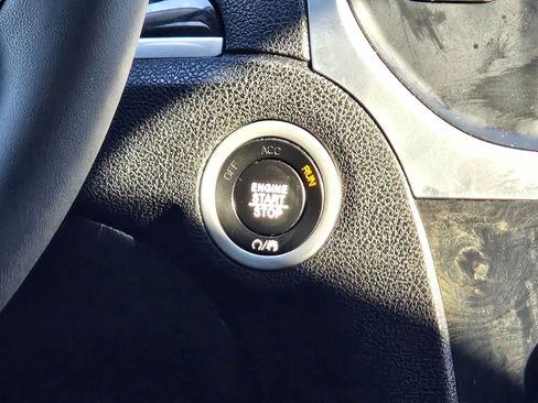 Certified 2023 Chrysler 300 Touring L w/ Popular Equipment Group image 15