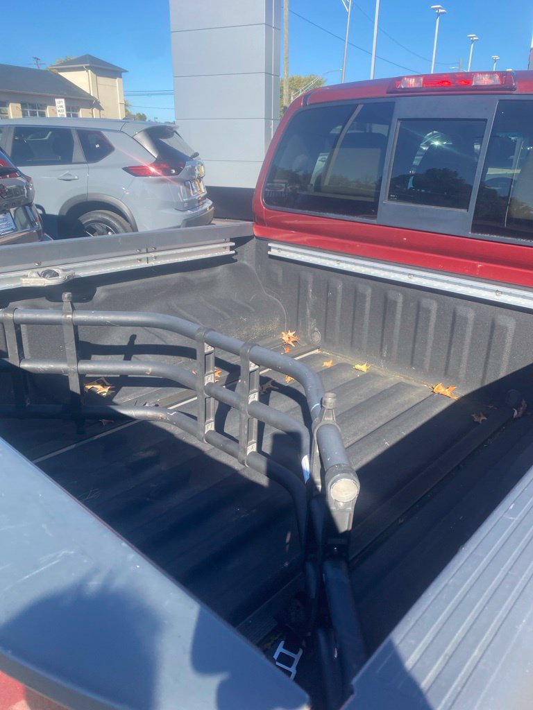 Used 2014 Nissan Frontier SV w/ SV Value Truck Package RWD image 16