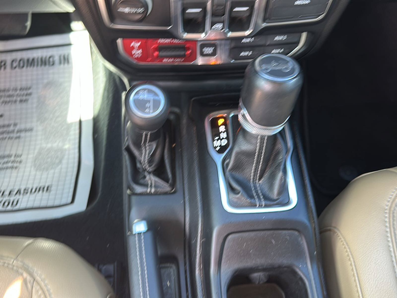 Used 2018 Jeep Wrangler Unlimited Rubicon AWD/4WD image 20