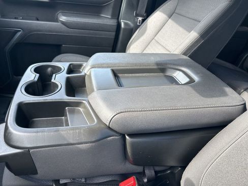Used 2025 Chevrolet Silverado 1500 LT AWD/4WD image 36