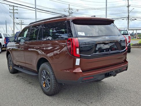 New 2027 Ford Expedition Tremor w/ Driver's Package AWD/4WD image 3