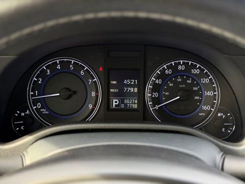 Used 2013 INFINITI G37 x w/ Premium Pkg image 21